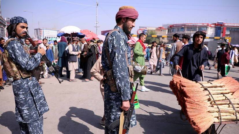 Талибы применили слезоточивый газ против протестующих в Кабуле