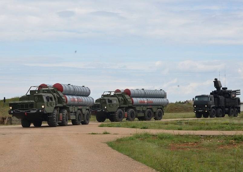 Турецкий обозреватель: Россия может использовать поставки ЗРК С-400 для воспрепятствования сближению Турции с Западом
