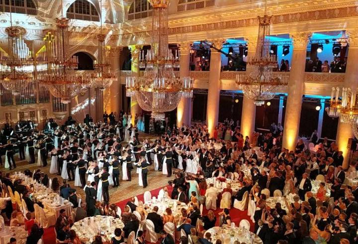 Президент России произнёс речь для участников Дрезденского оперного бала