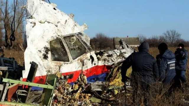 Завтра суд Гааги начнет слушать родственников людей, погибших в катастрофе МН17 на Донбассе