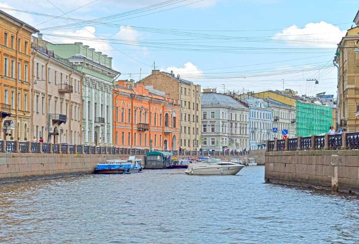 Специалисты рассказали, как Петербург справляется в пандемию без иностранных туристов