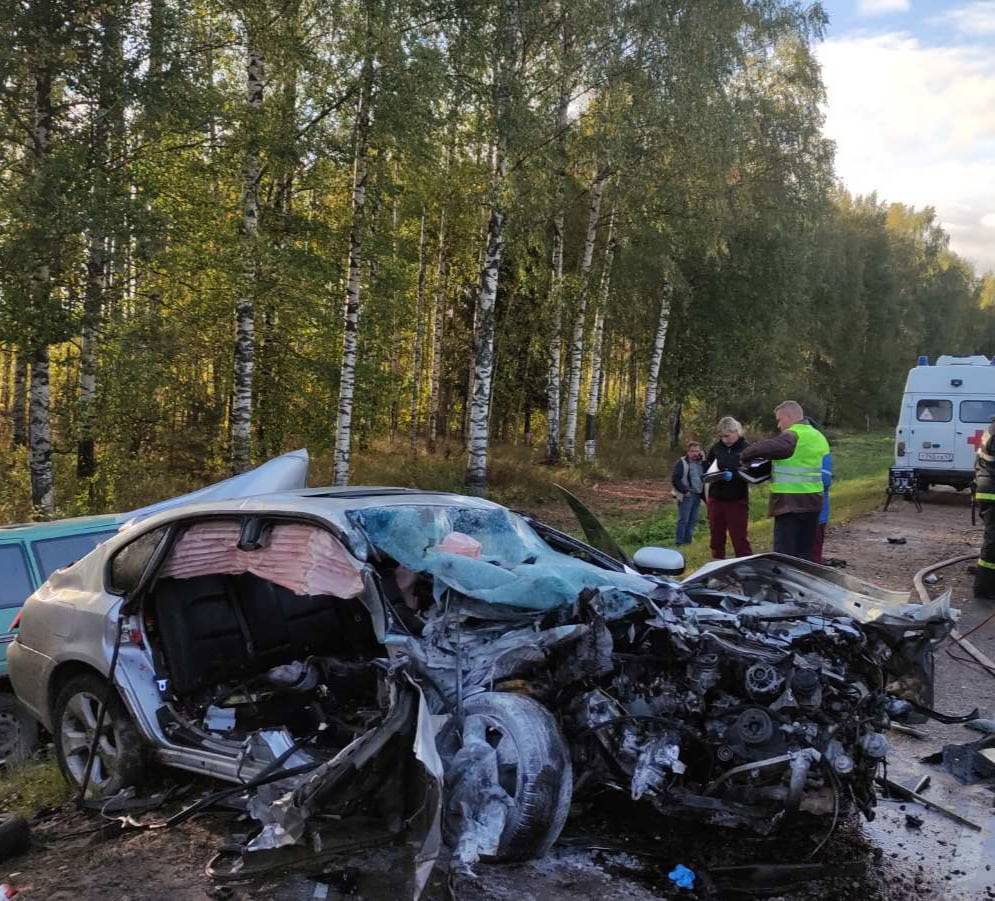 В аварии двух иномарок в Кировской области погибли три человека