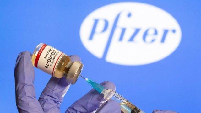 В США готовятся утвердить третью дозу вакцины Pfizer