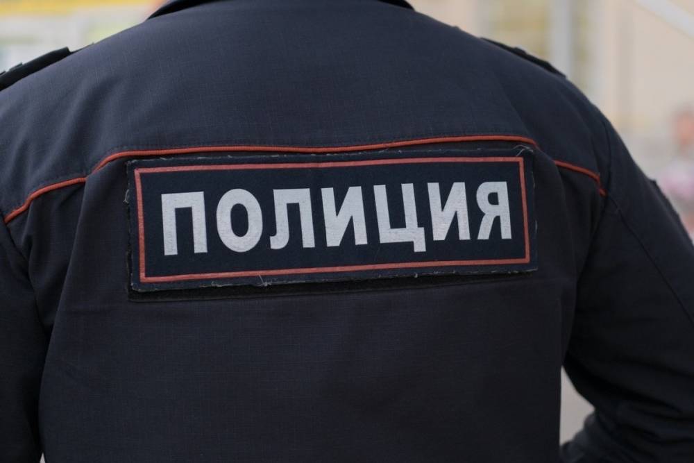 Приказали демоны: в Петербурге наркоман поджег здание администрации
