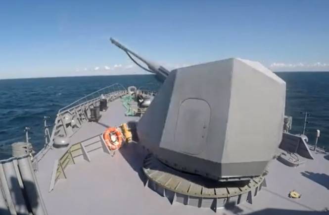 Видео стрельб ЗРПК «Панцирь-МЕ» с корабля «Мытищи» появилось в Сети
