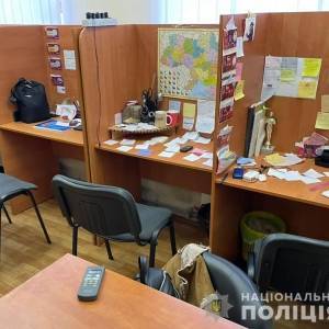 В Запорожье задержали организаторов мошеннического колл-центра. Фото