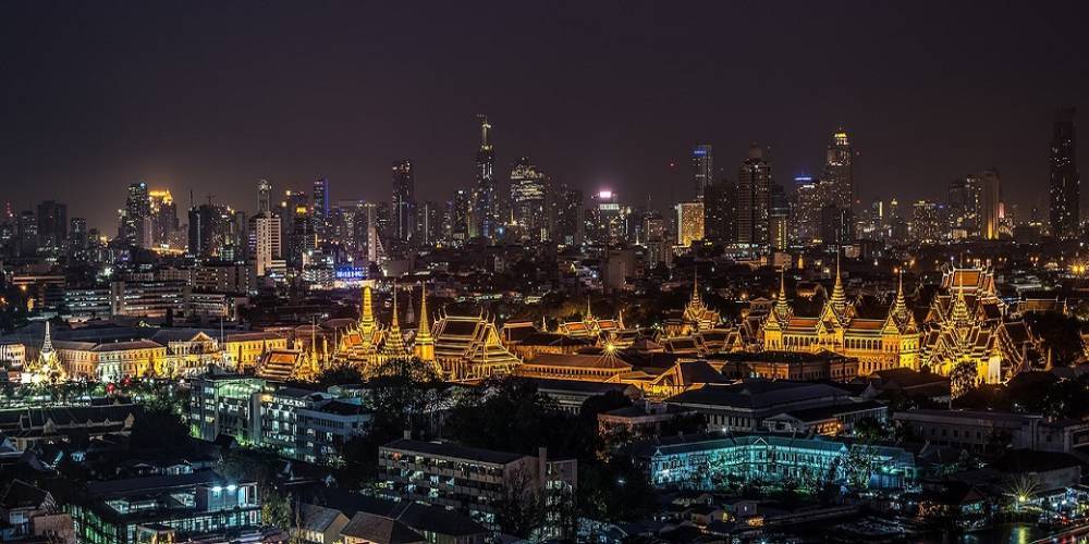 Таиланд планирует c октября открыть Бангкок для привитых туристов