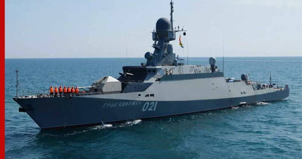 Главком ВМФ рассказал, когда на воду спустят корабль "Град" с ракетами "Калибр"