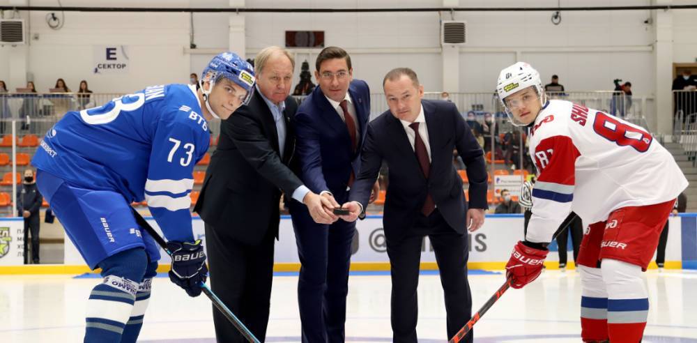 На льду Красногорск Арены сыграли первую игру сезона Молодежной хоккейной лиги
