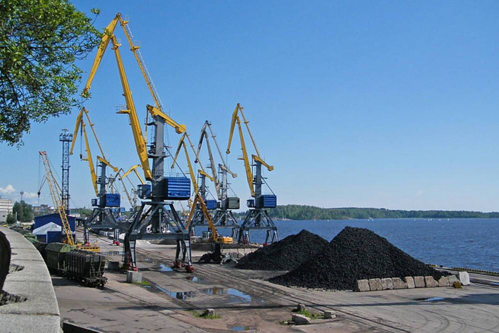Транзит санкционных товаров разрешен теперь и через Большой порт Петербурга