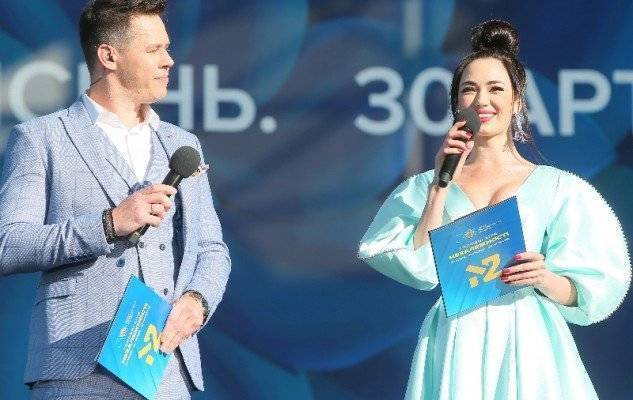 30 песен от 30 топовых артистов: как прошел концерт "Головні хіти Незалежності" от телеканала М2
