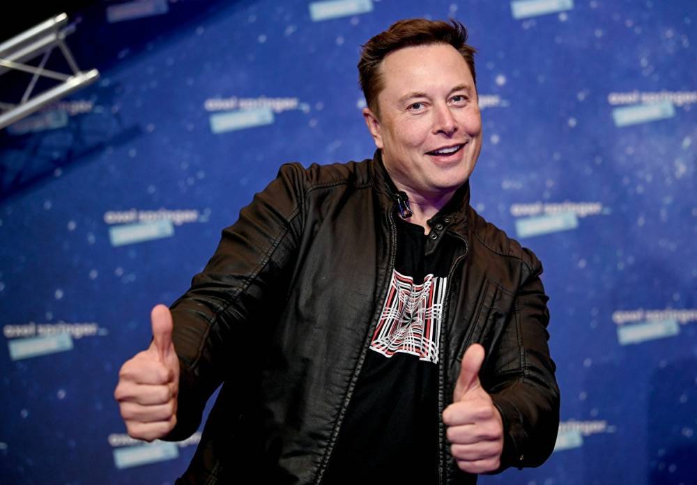 Основатель SpaceX Илон Маск ответил на приглашение Рогозина приехать в гости