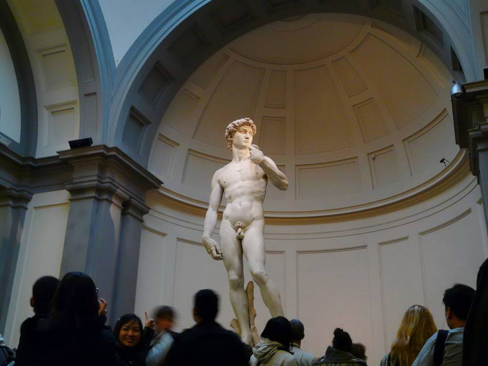 Этот день в истории: злоключения знаменитой скульптуры Микеланджело