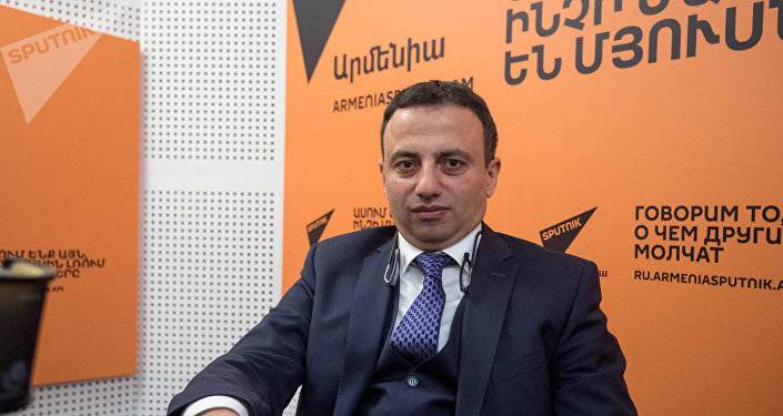 "Не связано с Гарни": глава службы охраны музеев-заповедников Армении подал в отставку