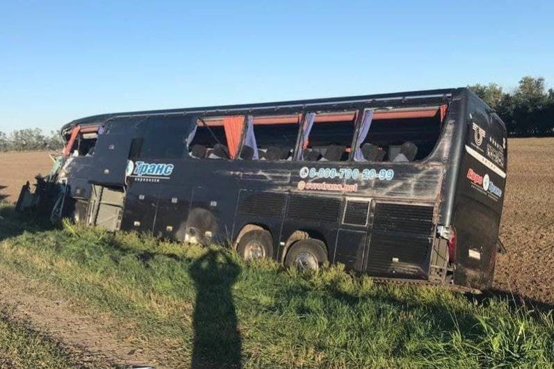 На Кубани попал в ДТП автобус со ставропольскими студентами, пострадали 9 человек
