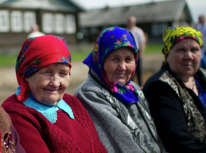 Почти 210 тысячам смоленских пенсионеров перечислили выплату в 10 000 рублей