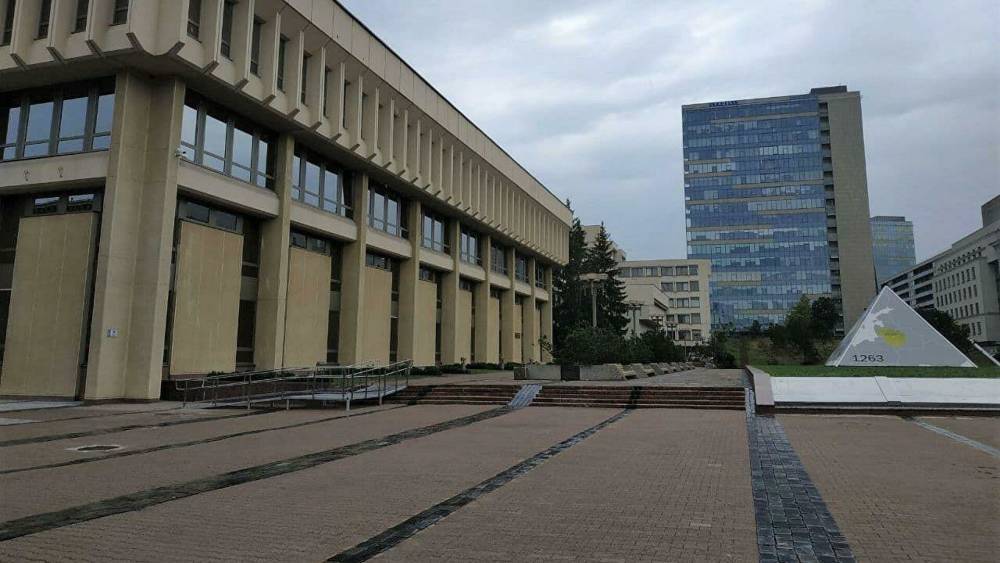 Власти ограничат доступ в здание Сейма Литвы в день митинга