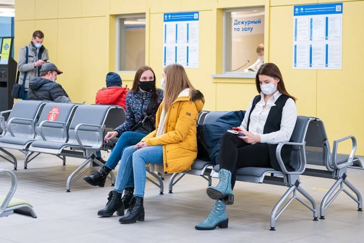 Свыше 100 рейсов в день отправляются с автовокзала Саларьево в Москве