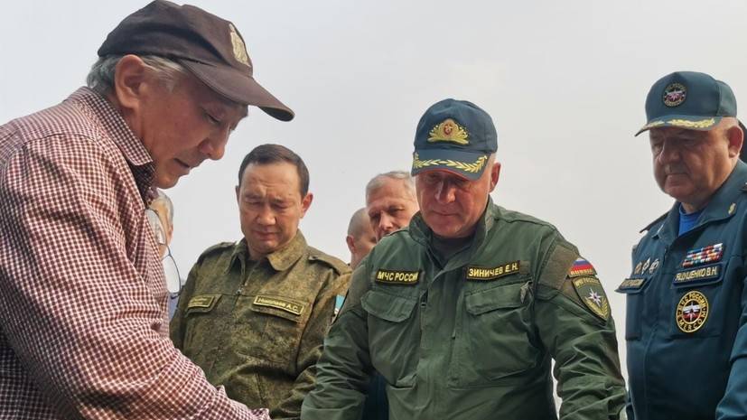 Глава Якутии отметил роль Зиничева в борьбе с лесными пожарами