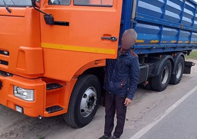 В Ряжске полицейские задержали пьяного водителя КАМАЗа