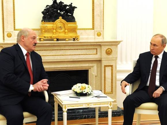 Путин и Лукашенко договорились о цене на газ на 2022 год