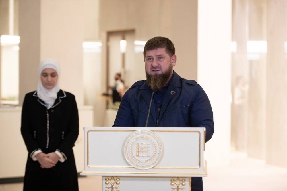 Кадыров поблагодарил чеченцев за поддержку в новогоднем обращении
