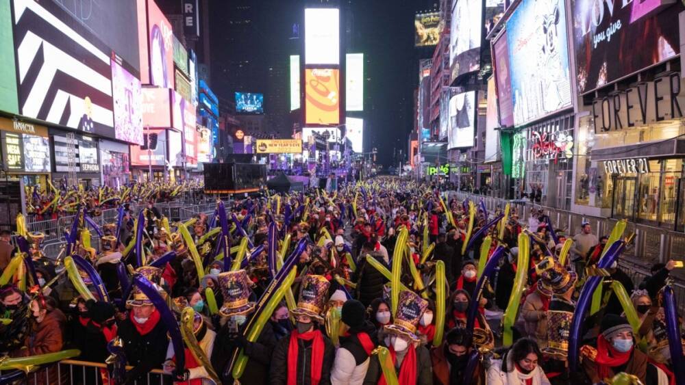 Страны мира отметили Новый год на фоне "омикрона"