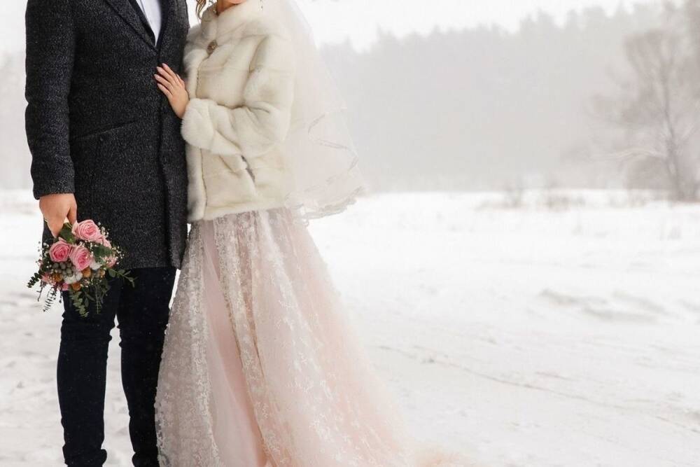 Зимняя свадьба: плюсы и минусы церемонии в холодный и снежный сезон