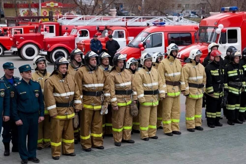 Костромастат: пожарные и МЧС увеличили количество служащих в Костромской области