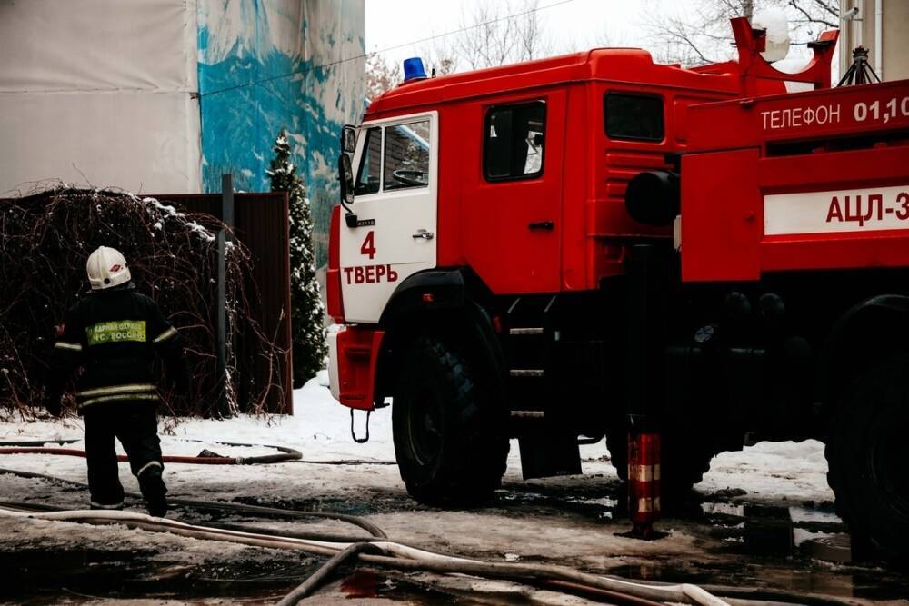 Больше 60 пожаров произошло в Тверской области за новогодние праздники