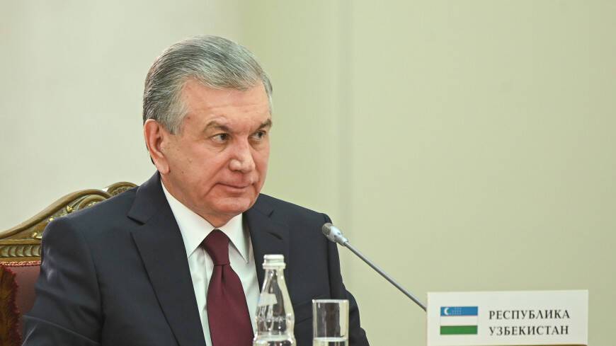 Мирзиеев и Токаев выразили уверенность в скорейшем восстановлении стабильности в Казахстане