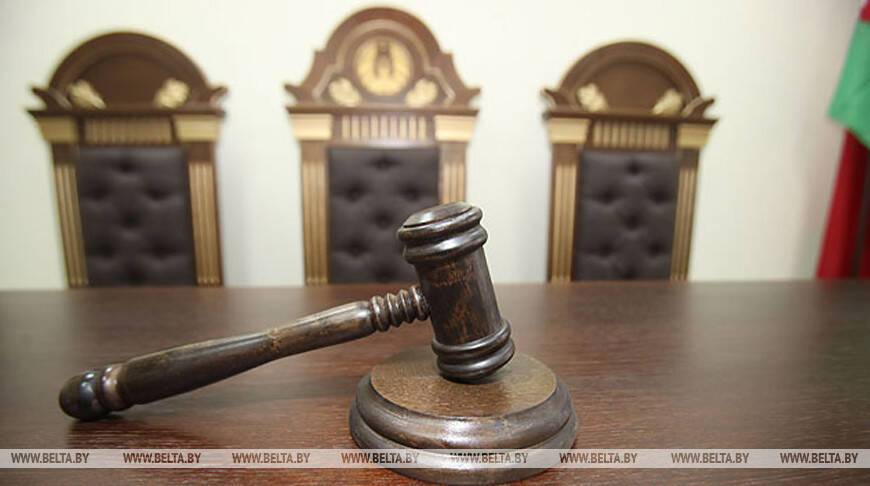 Оскорбили и угрожали насилием судье: в Гомельской области возбуждены уголовные дела