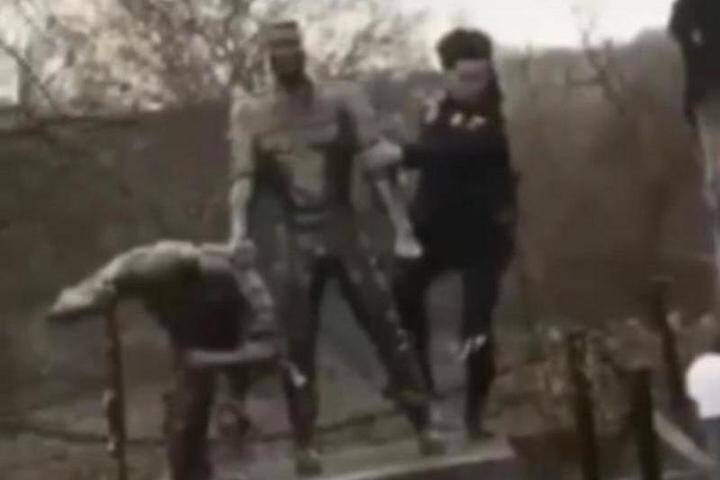 Возбуждено дело против солдата, давшего пощечину памятнику в Краснодарском крае