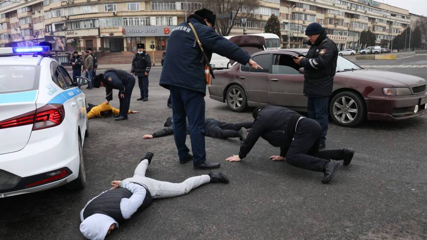 МВД: В Казахстане после массовых беспорядков задержаны почти 10 тыс. человек