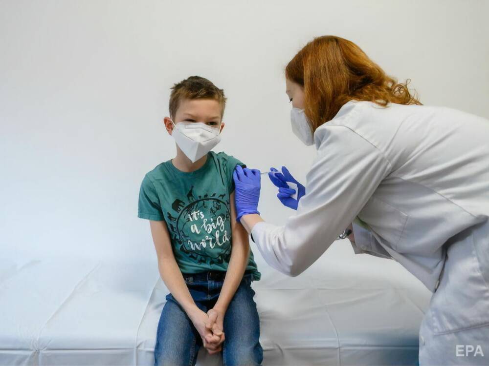 Минздрав планирует рассмотреть вакцинацию детей от пяти лет ориентировочно с апреля – Кузин