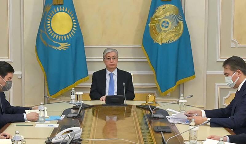 «Можете получить в кассе…» Как народ Казахстана поделит богатства олигархов?
