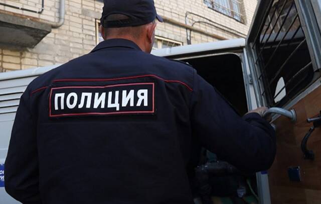 В Москве полиция нагрянула в «бункер» нацболов после акции в метрополитене