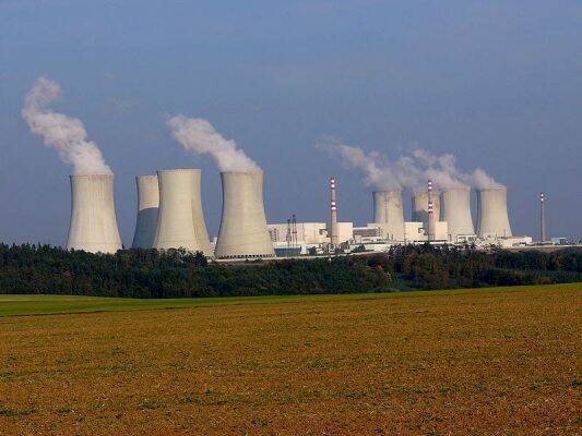 Чехия и Словакия планируют развивать атомную энергетику