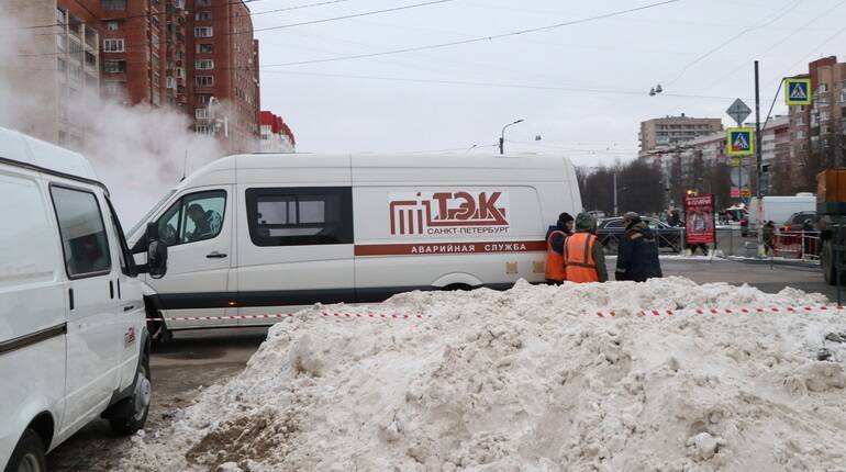Теплоэнергетики в Петербурге перешли в режим повышенной готовности из-за непогоды
