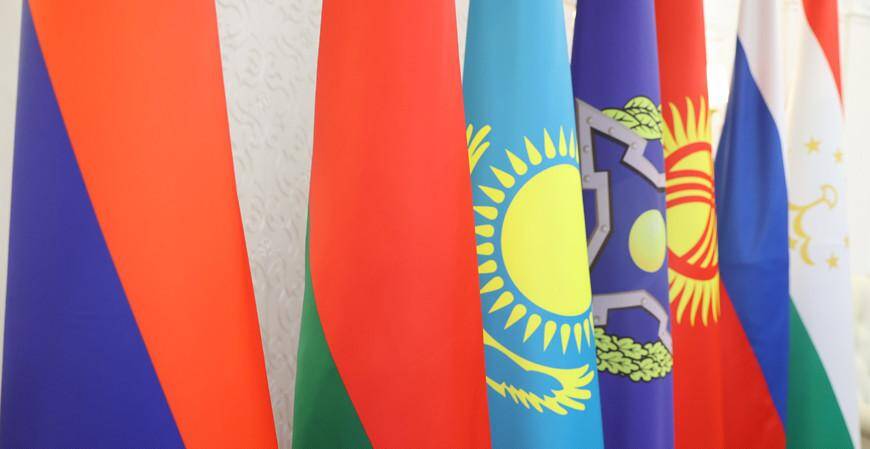 Владимир Путин и Никол Пашинян отметили эффективные скоординированные действия миротворцев ОДКБ в Казахстане