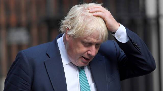В Великобритании разгорелся скандал вокруг вечеринки премьер-министра страны Бориса Джонсона
