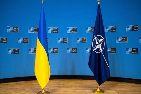 Правительство ФРГ заявило, что не рассматривает вопрос вступления Украины в НАТО