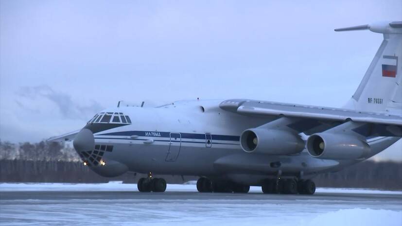 Самолёт Минобороны вернул на родину 146 россиян из Алма-Аты
