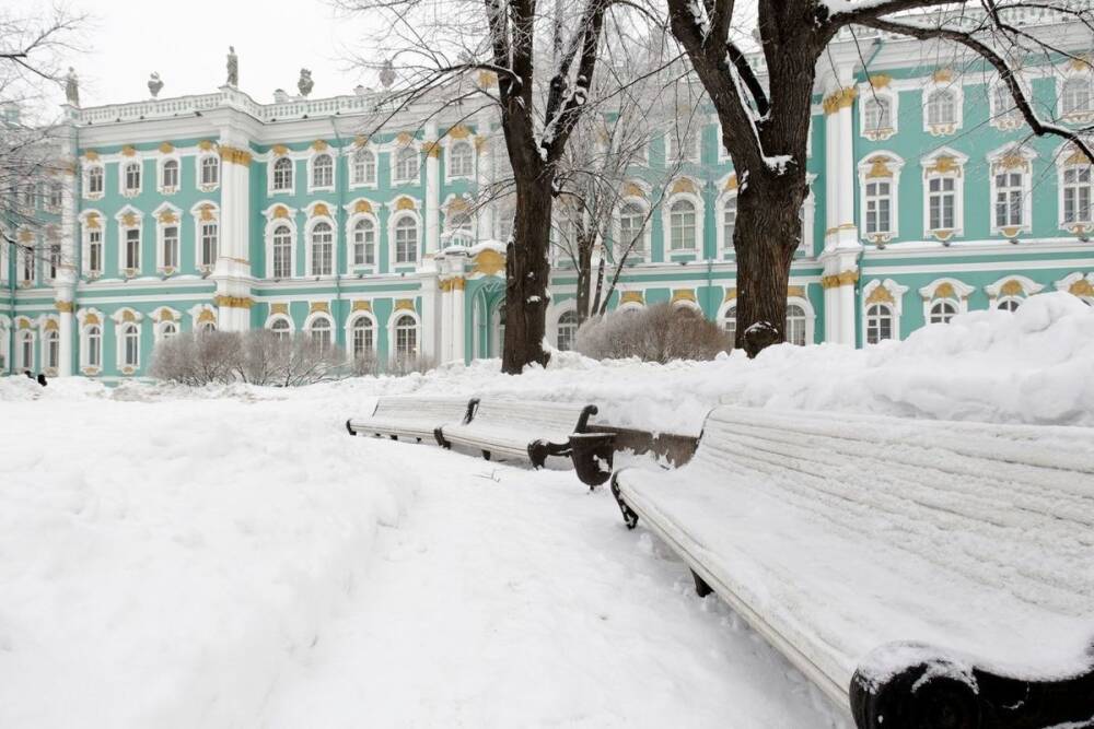 Петербургскую гостиницу «Эрмитаж» выставили на продажу почти за 3 млрд рублей