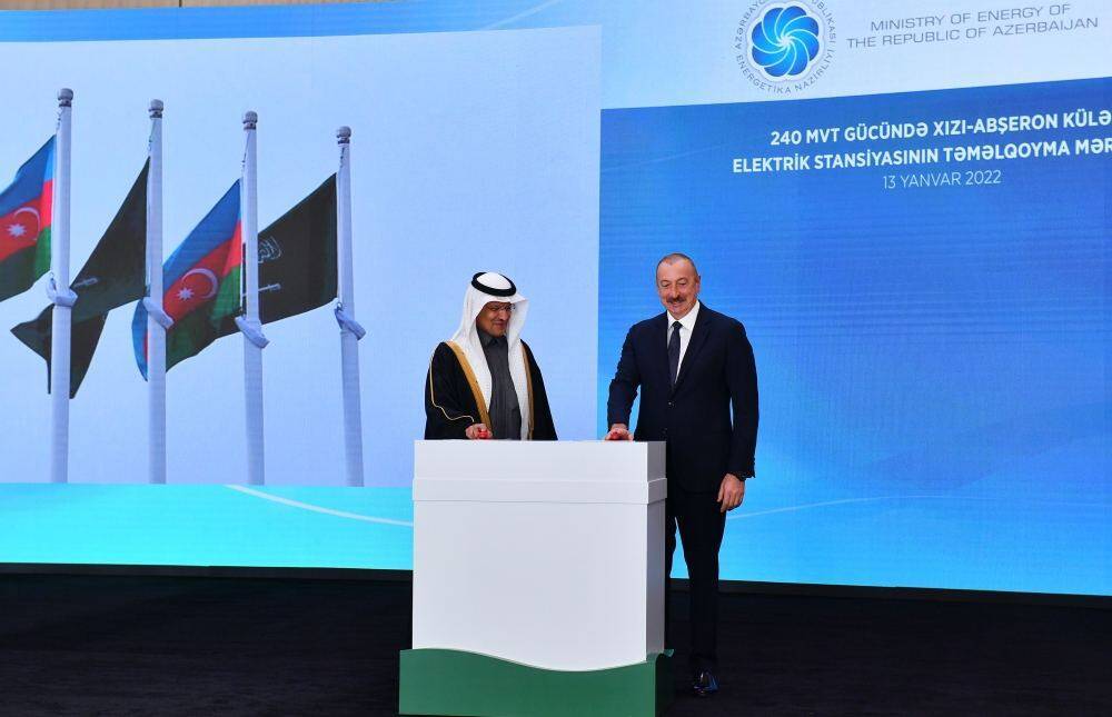 Президент Ильхам Алиев принял участие в церемонии закладки фундамента ветряной электростанции «Хызы-Абшерон» (ФОТО)