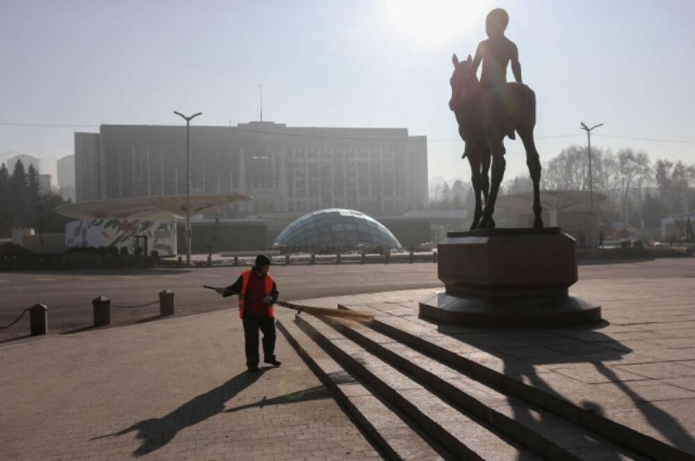 В Алма-Ате установят мемориал погибшим в ходе беспорядков силовикам