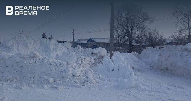 В Алькеевском районе Татарстана обнаружили незаконную снежную свалку