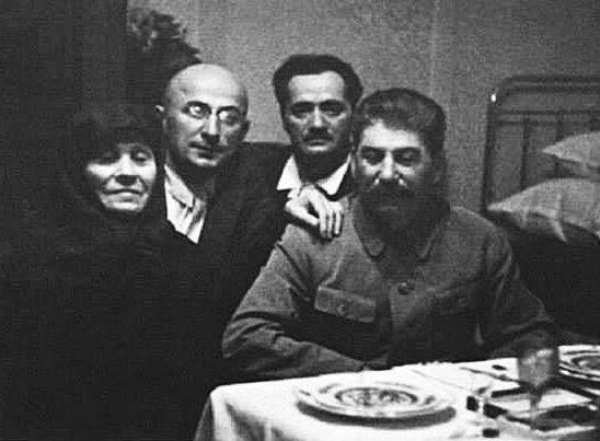 Смерть Екатерины Джугашвили: почему Сталин отказался ехать на похороны матери - Русская семерка