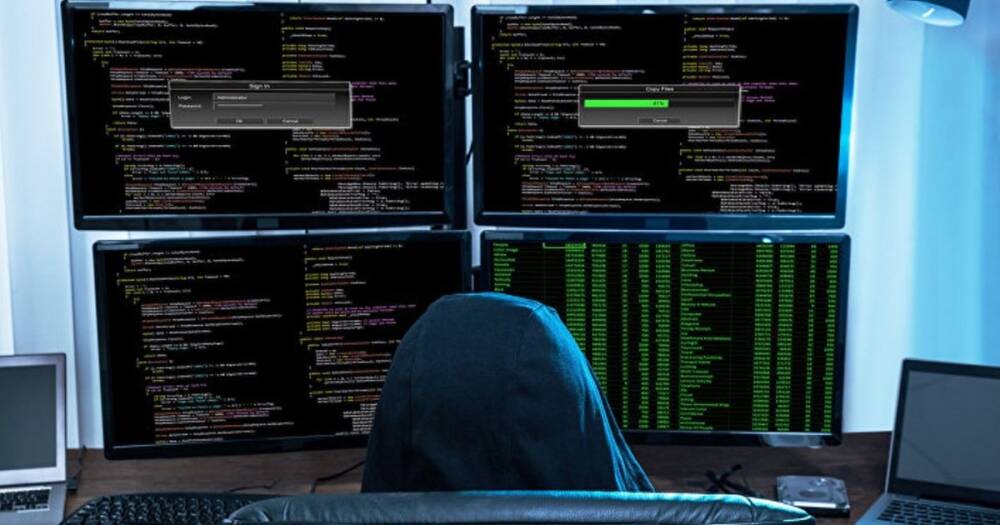 "Бойтесь и ждите худшего": хакеры взломали украинские правительственные сайты (фото)