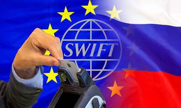 Отключение России от SWIFT дорого обойдëтся Германии — немецкий депутат